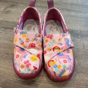 Unicorn Toms
